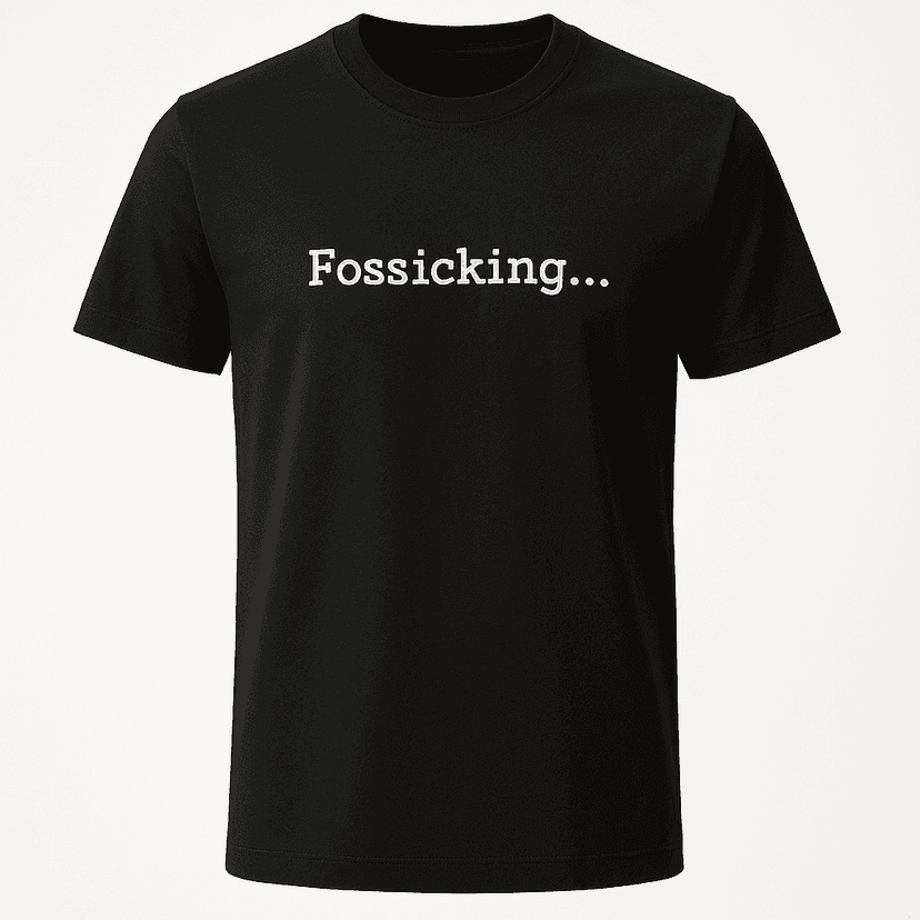 Fossicking Tee